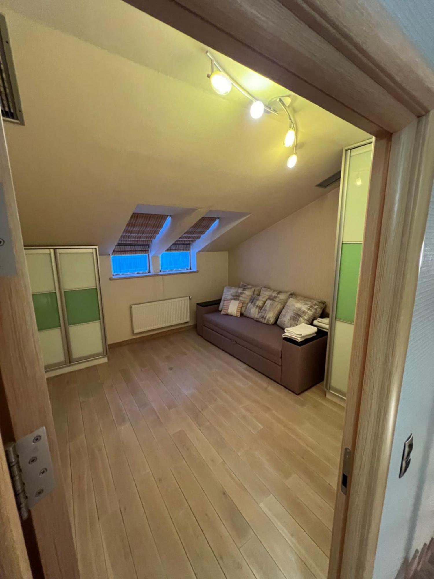 Apartment On Arkhipenka With Panorama View 利沃夫 外观 照片