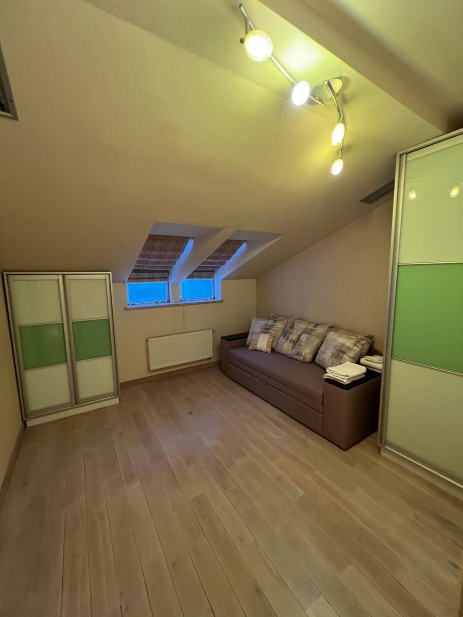 Apartment On Arkhipenka With Panorama View 利沃夫 外观 照片