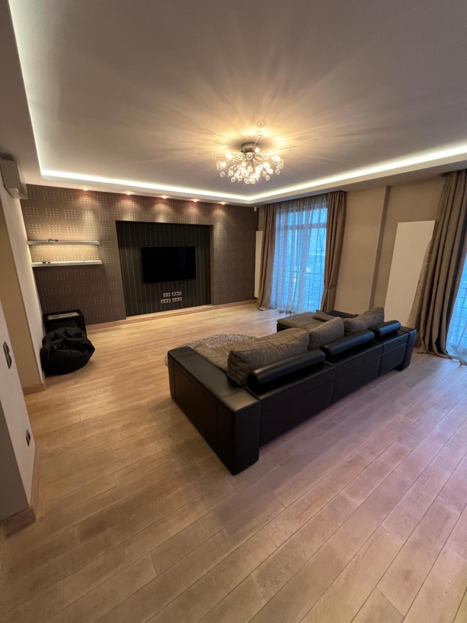Apartment On Arkhipenka With Panorama View 利沃夫 外观 照片