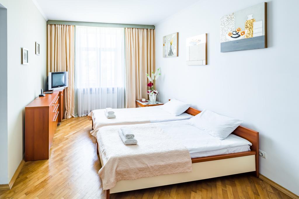 Apartment On Arkhipenka With Panorama View 利沃夫 外观 照片